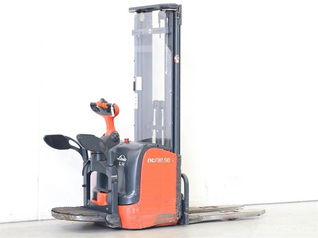 Linde L14AP/372 Meeloop stapelaar
