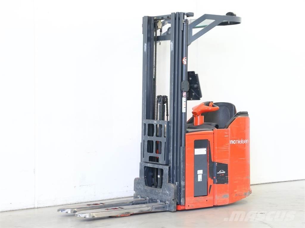 Linde L14SP/1173 Meeloop stapelaar