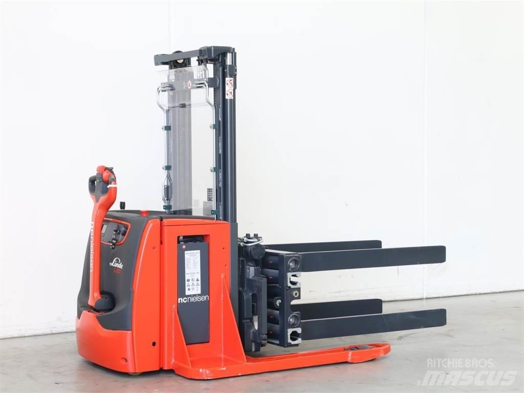Linde L20/1173-01 Meeloop stapelaar