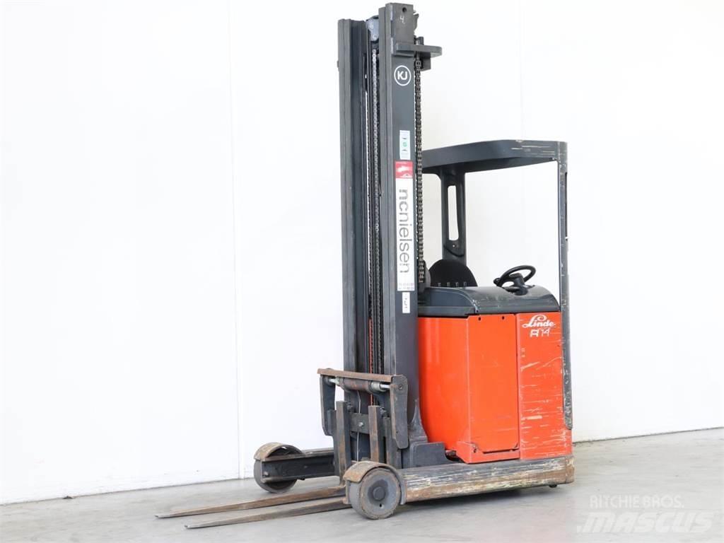 Linde R14/113 Reachtruck voor hoog niveau