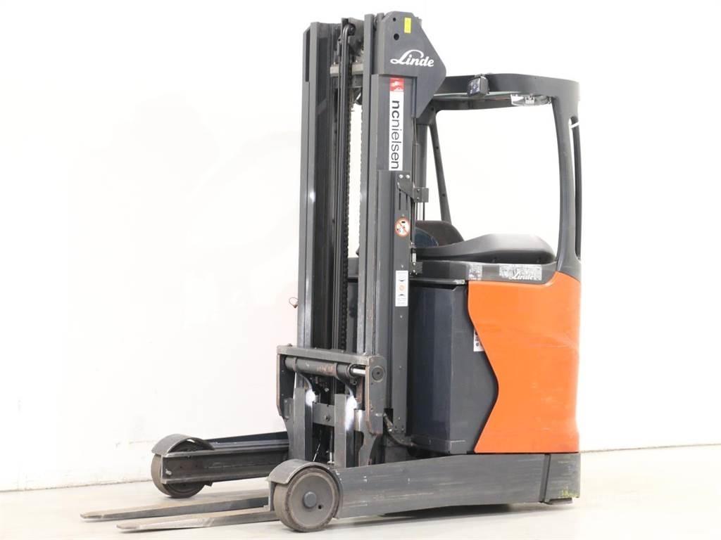 Linde R16/1120 Reachtruck voor hoog niveau
