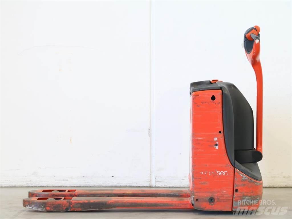 Linde T16/1152 Meeloop stapelaar
