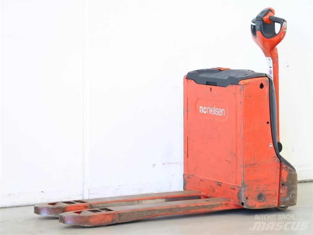 Linde T16/1152 Meeloop stapelaar