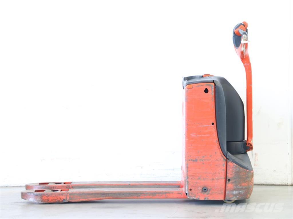Linde T16/1152 Meeloop stapelaar