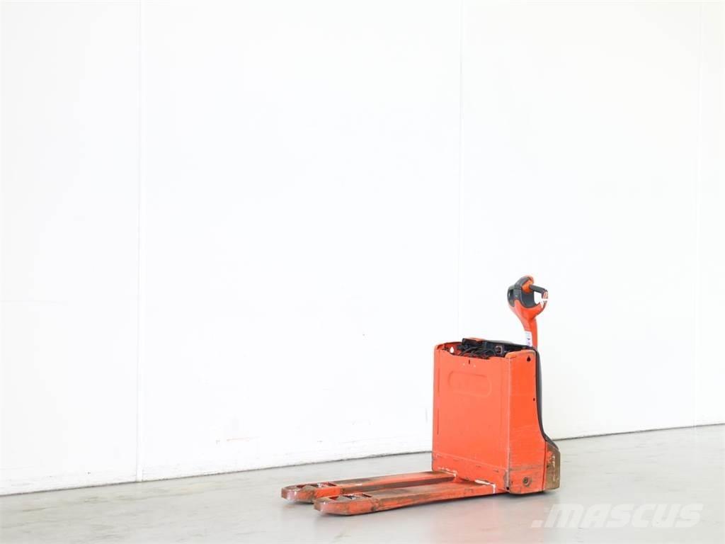 Linde T16/1152 Meeloop stapelaar