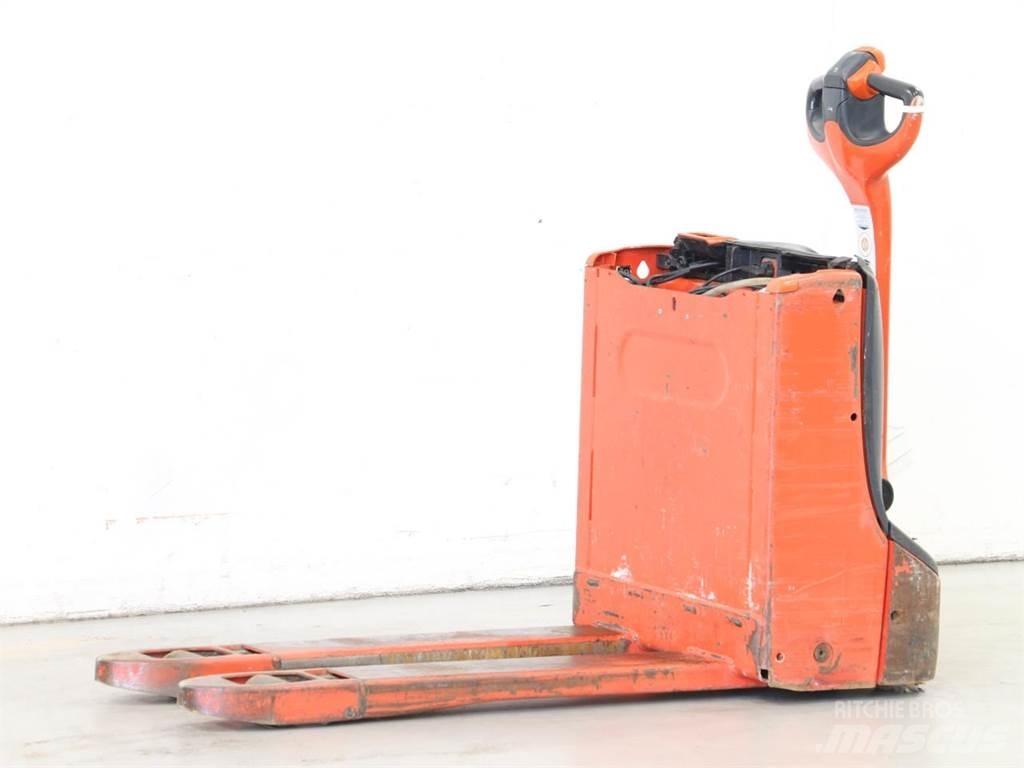 Linde T16/1152 Meeloop stapelaar