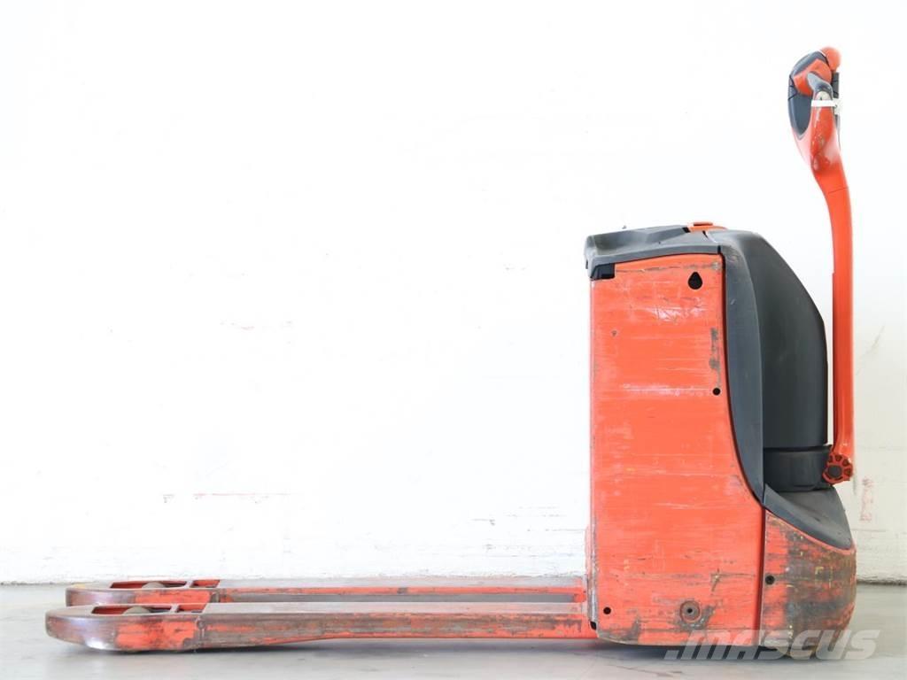 Linde T16/1152 Meeloop stapelaar