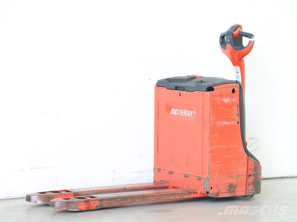 Linde T16/1152 Meeloop stapelaar