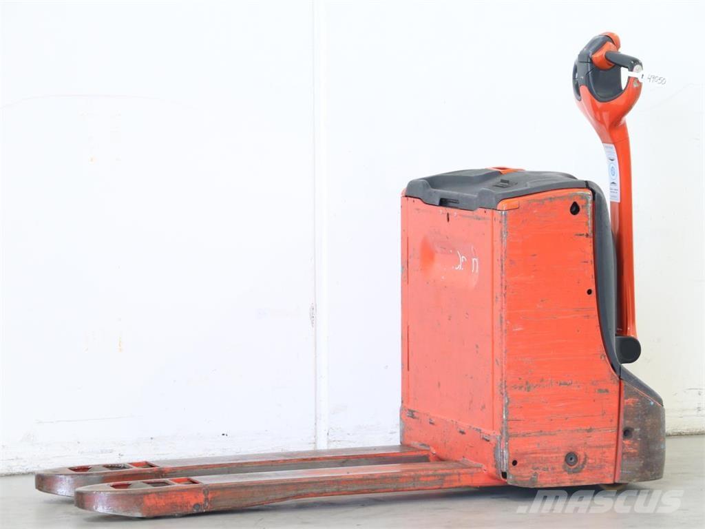 Linde T16/1152 Meeloop stapelaar