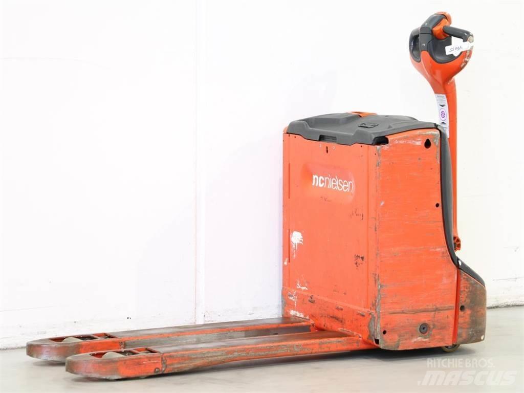 Linde T16/1152 Meeloop stapelaar