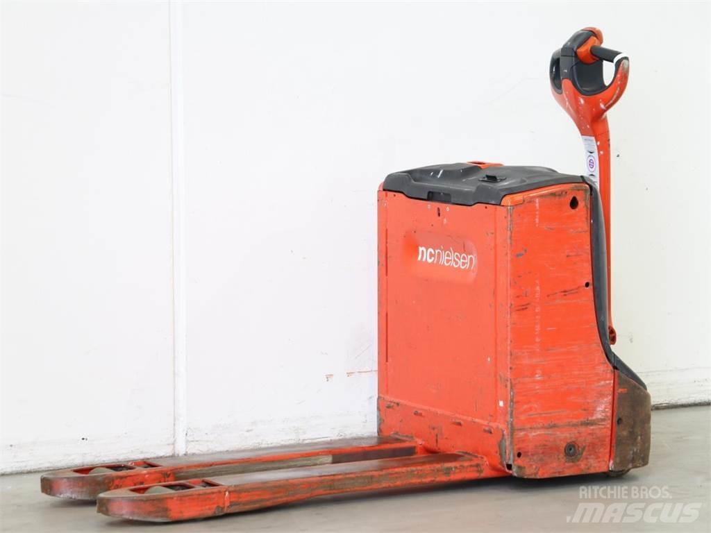 Linde T16/1152 Meeloop stapelaar