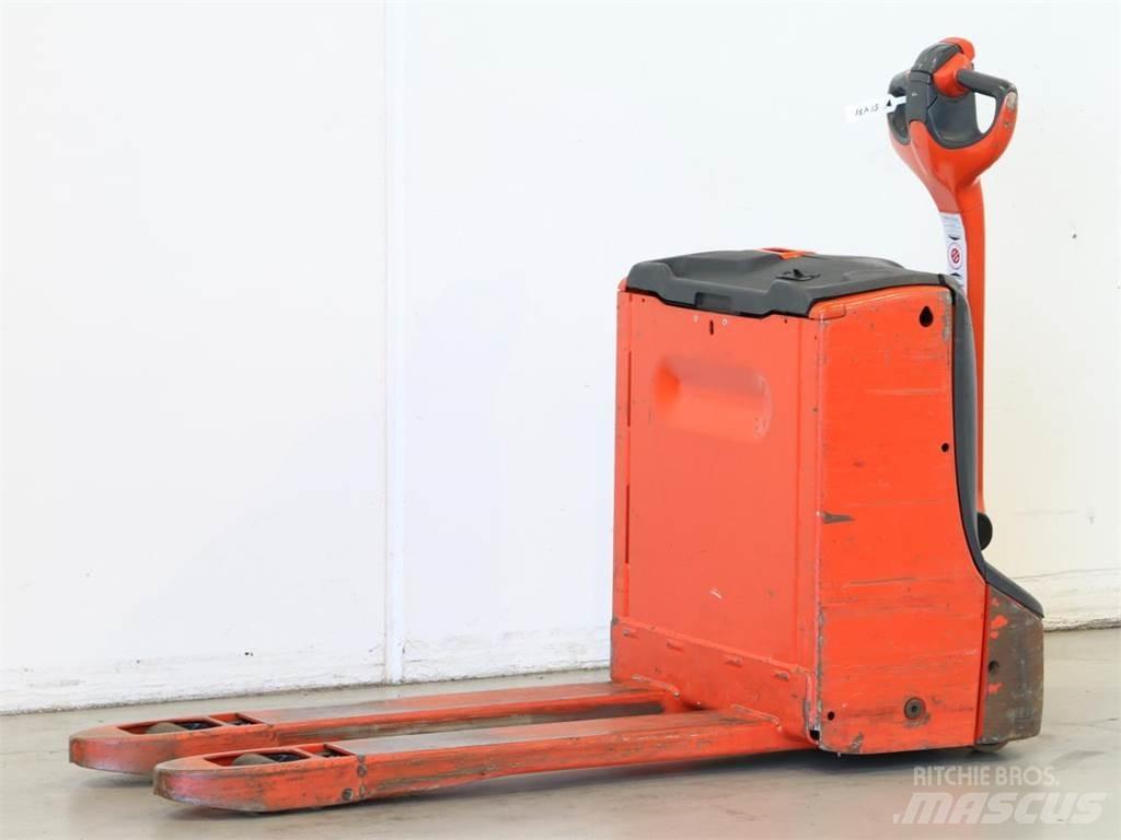 Linde T16/1152 Meeloop stapelaar