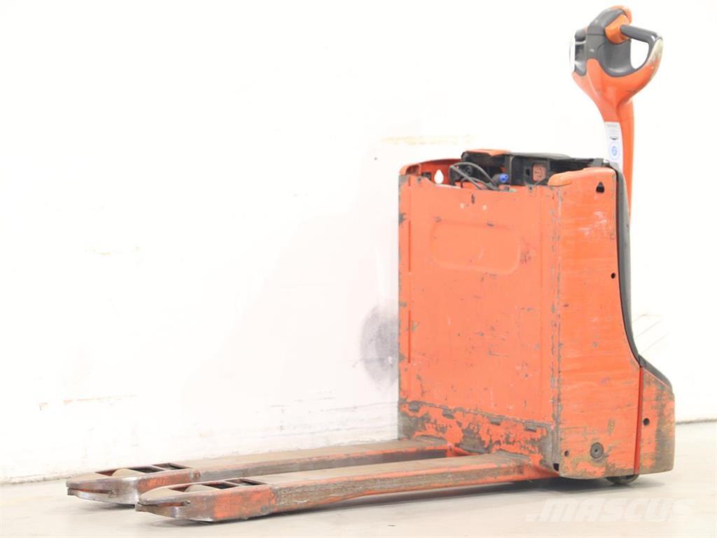 Linde T16/1152 Meeloop stapelaar