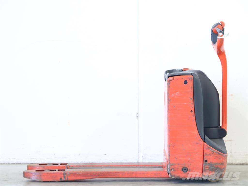 Linde T16/1152 Meeloop stapelaar