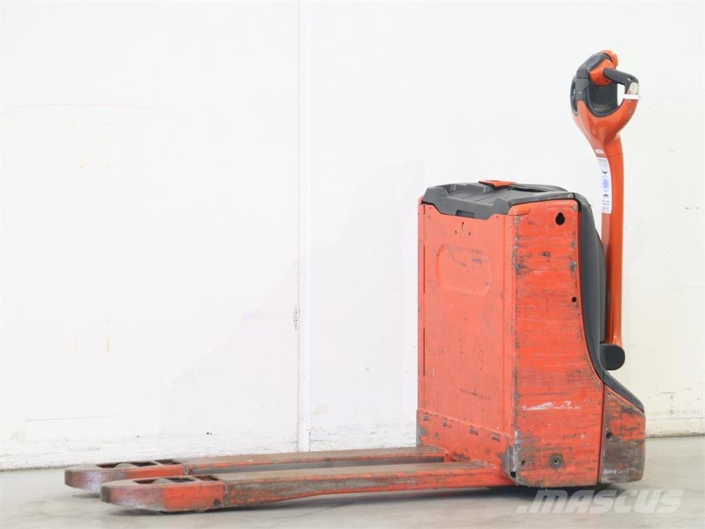 Linde T16/1152 Meeloop stapelaar