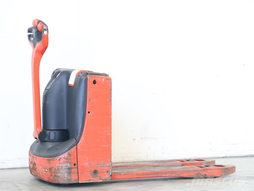 Linde T16/1152 Meeloop stapelaar