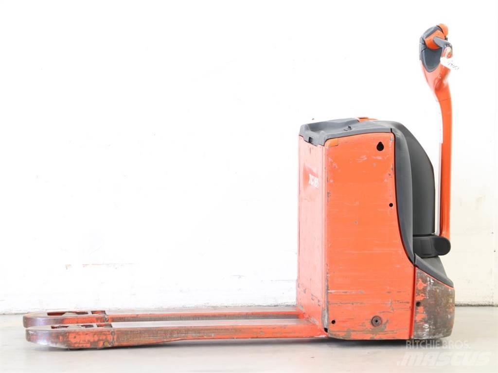 Linde T16/1152-00 Meeloop stapelaar