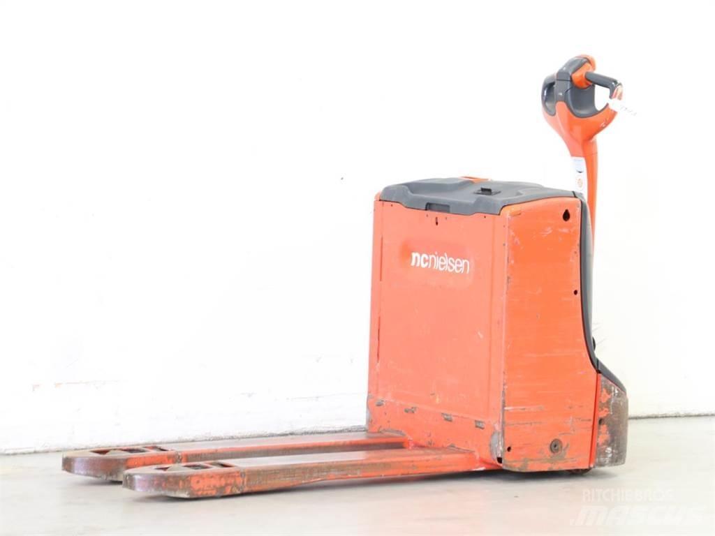 Linde T16/1152-00 Meeloop stapelaar