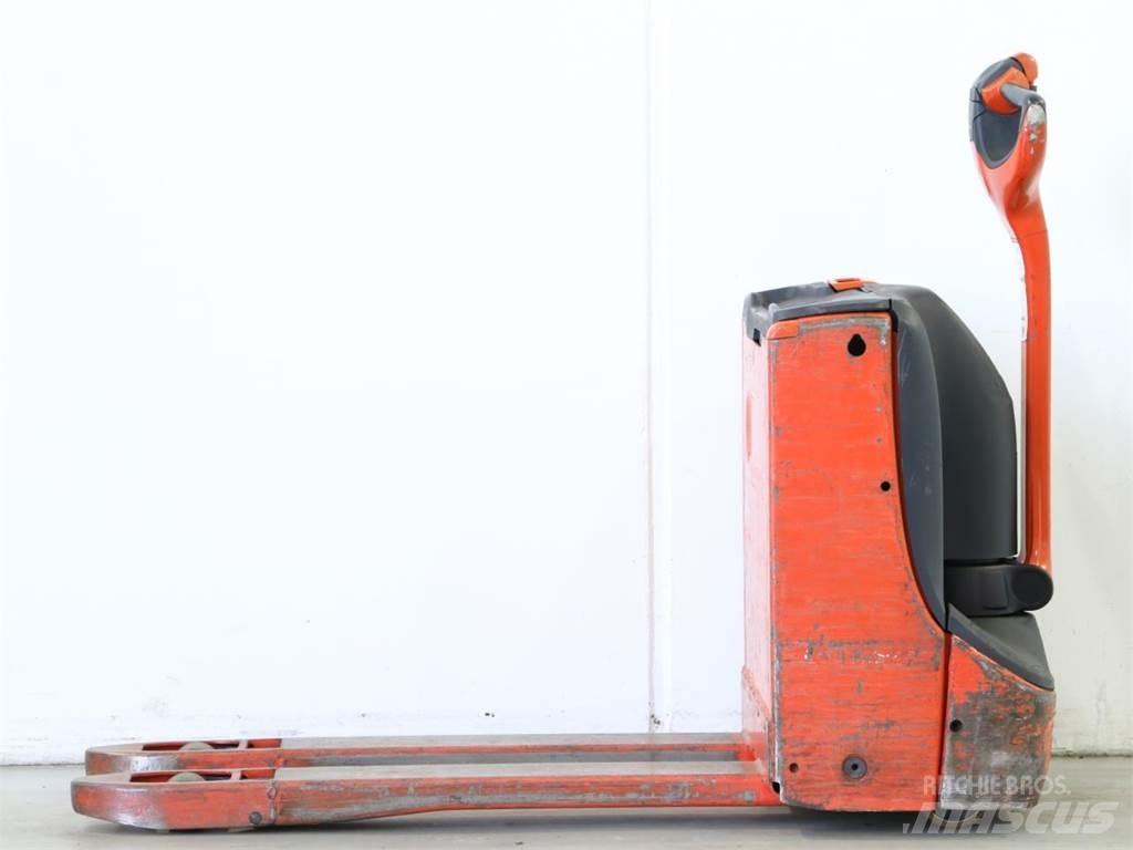 Linde T16/1152-00 Meeloop stapelaar