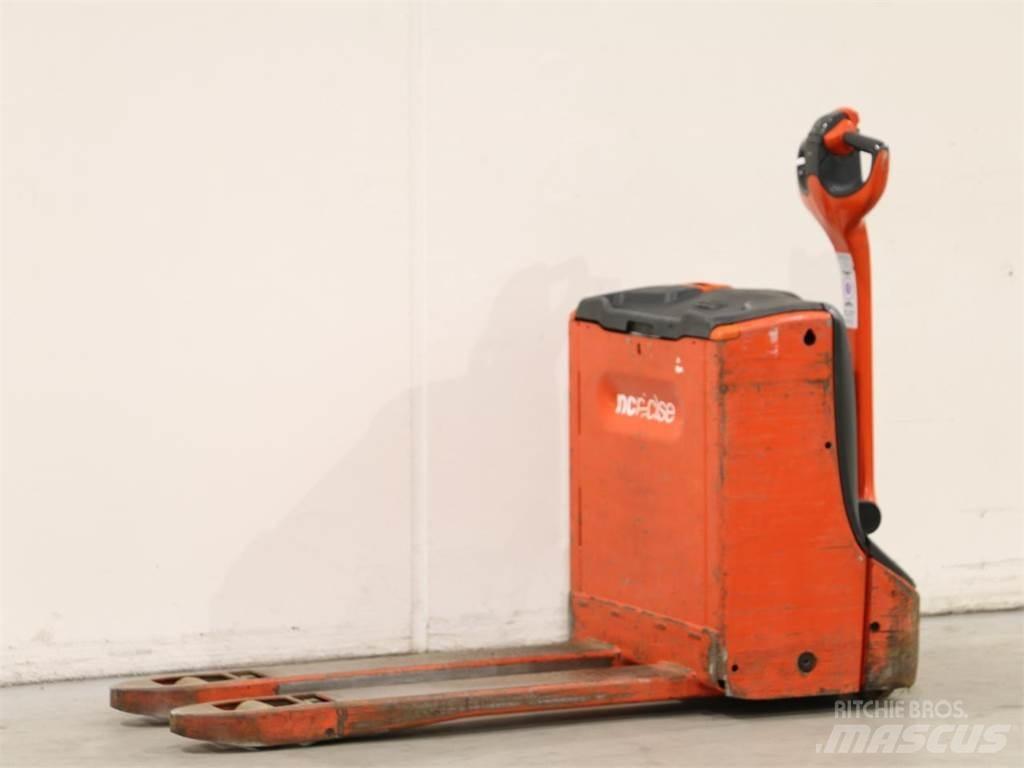 Linde T16/1152-00 Meeloop stapelaar