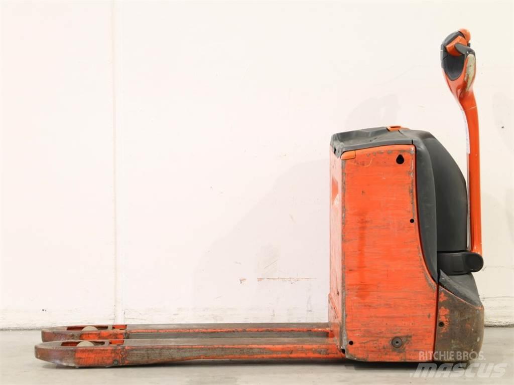 Linde T16/1152-00 Meeloop stapelaar