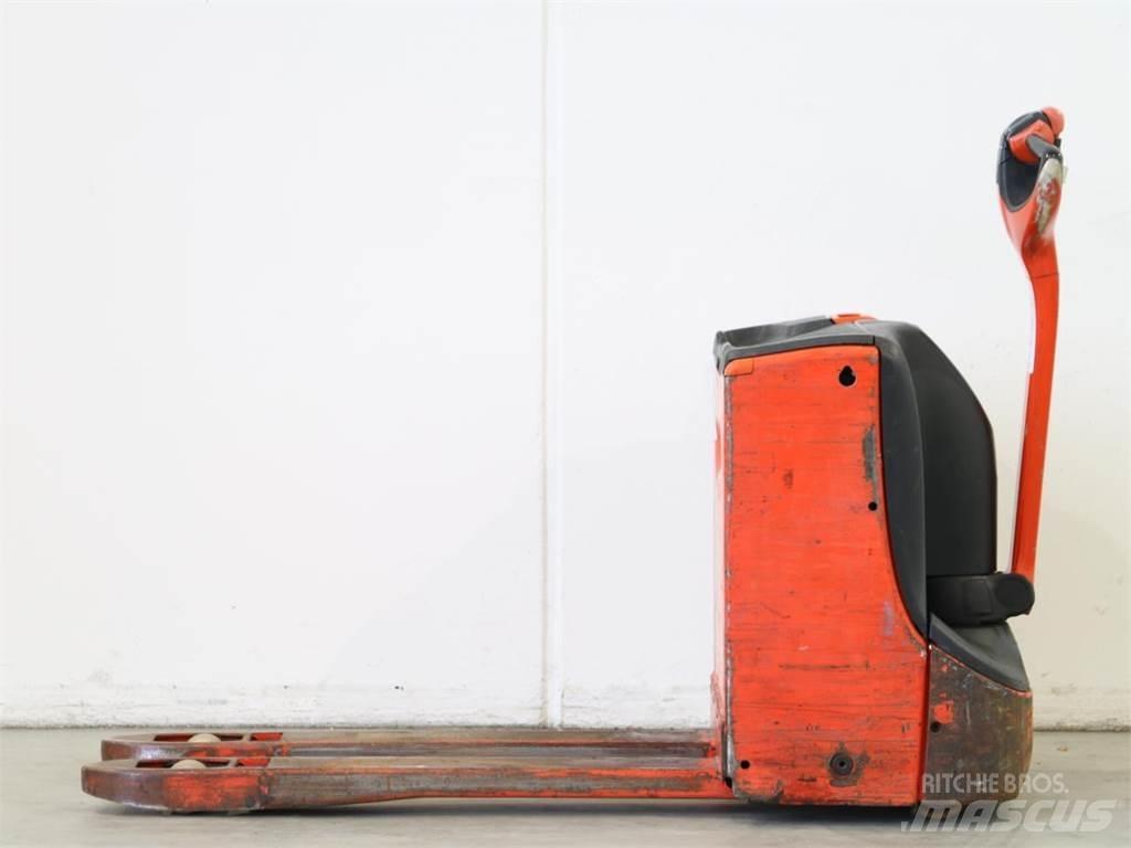 Linde T16/1152-00 Meeloop stapelaar