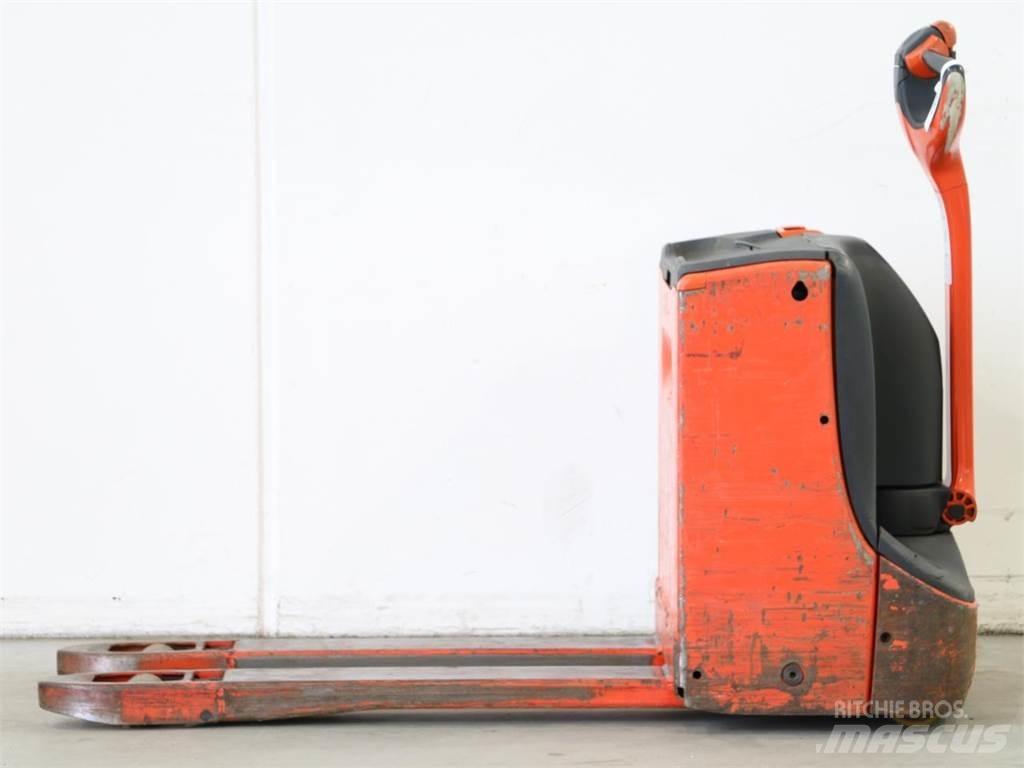 Linde T16/1152-00 Meeloop stapelaar