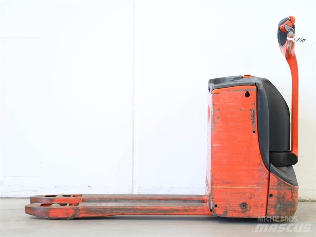 Linde T16/1152-00 Meeloop stapelaar