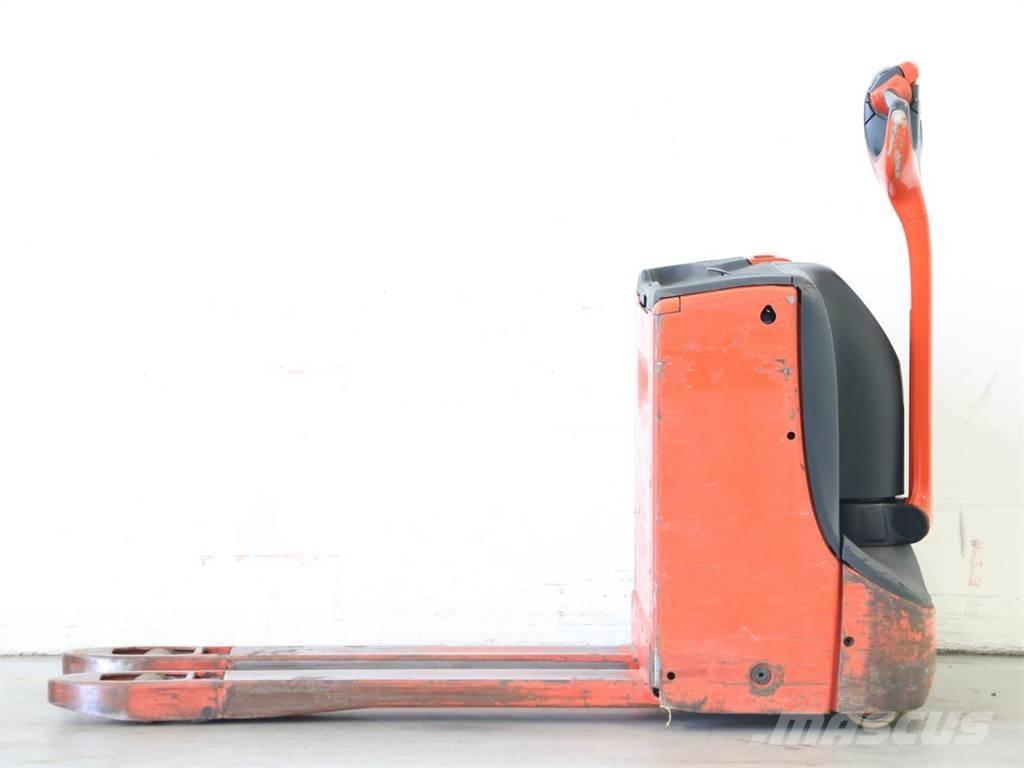 Linde T16/1152-00 Meeloop stapelaar