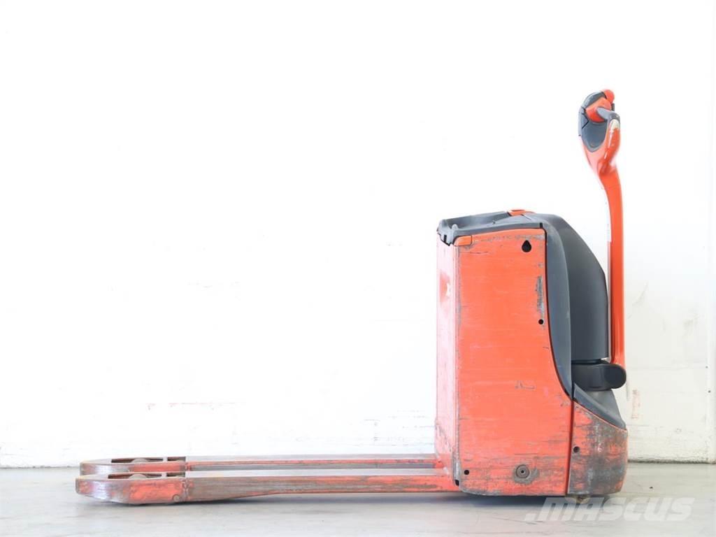 Linde T16/1152-00 Meeloop stapelaar