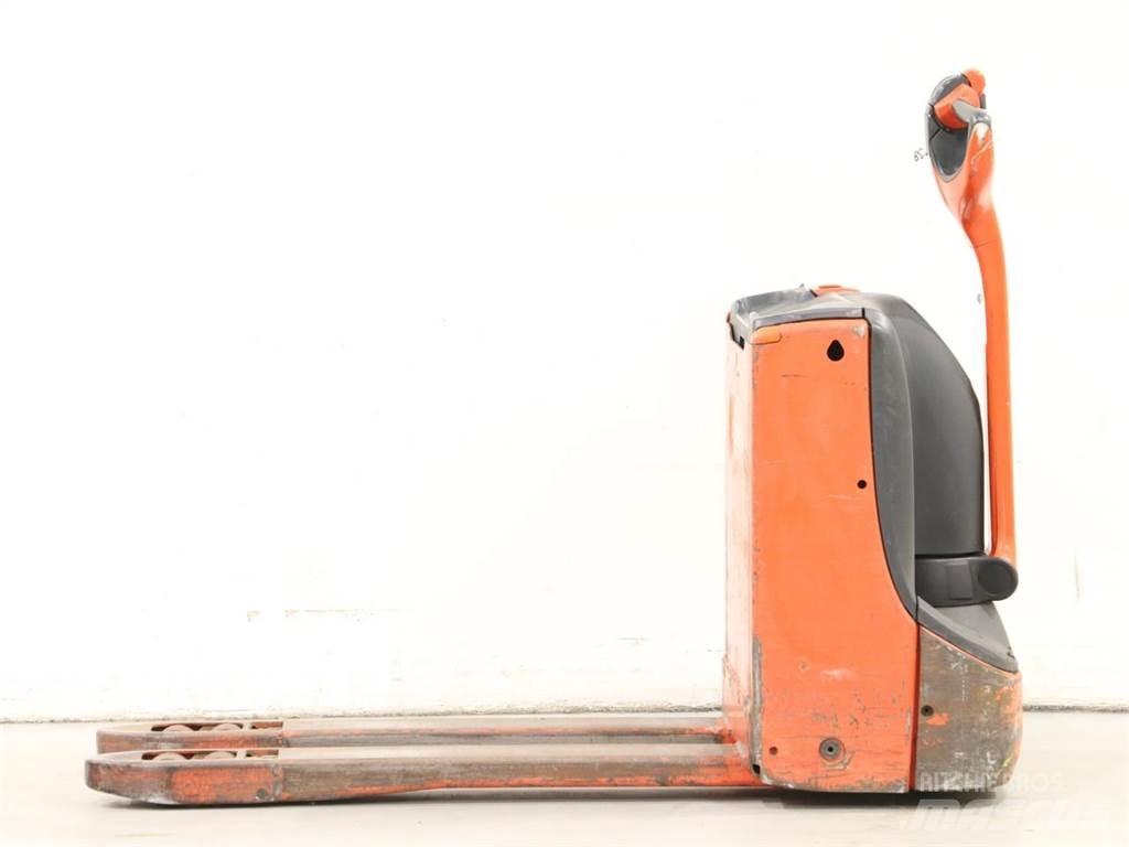 Linde T16/1152-00 Meeloop stapelaar