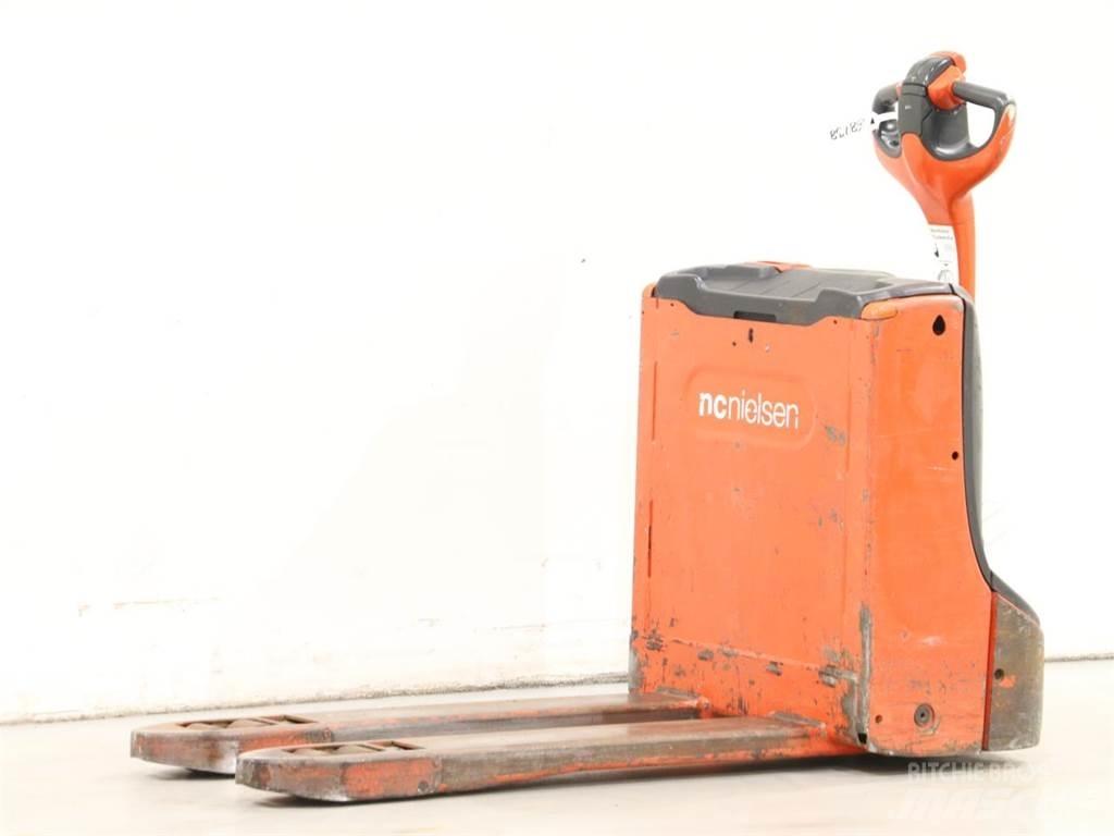 Linde T16/1152-00 Meeloop stapelaar