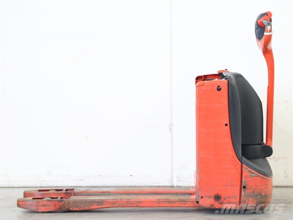Linde T16/1152-02 Meeloop stapelaar