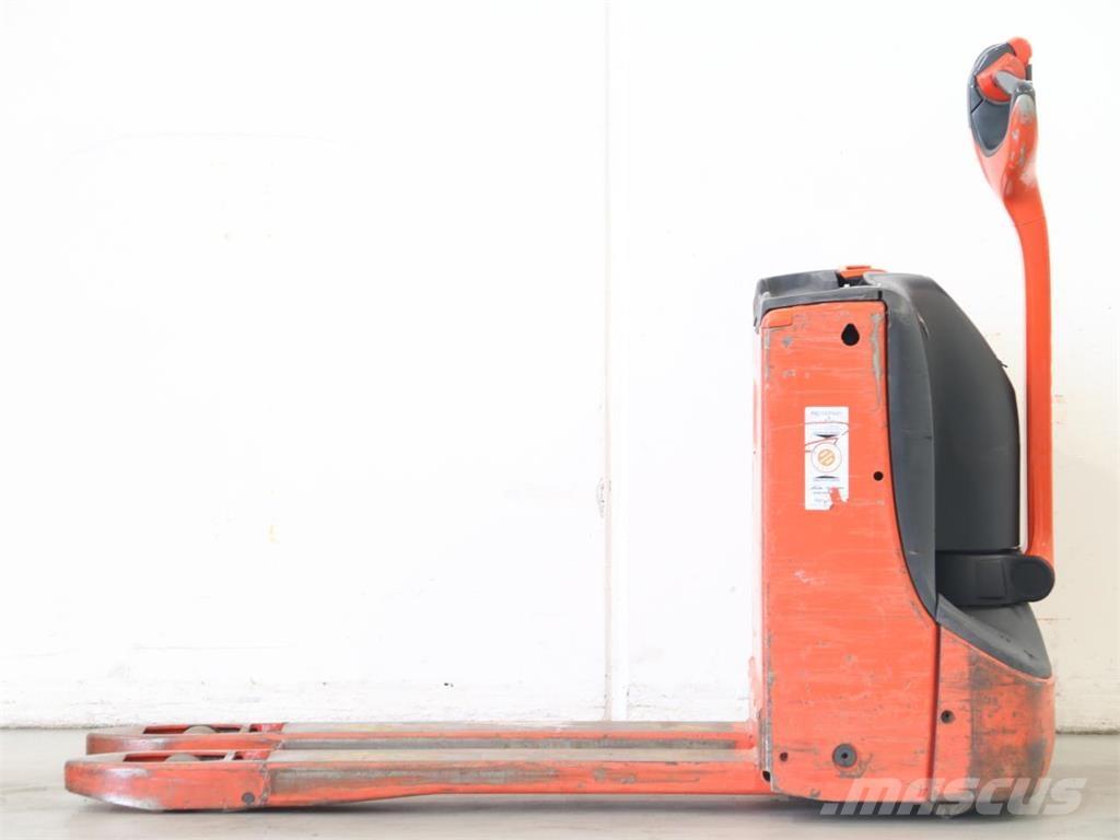 Linde T16/1152-02 Meeloop stapelaar