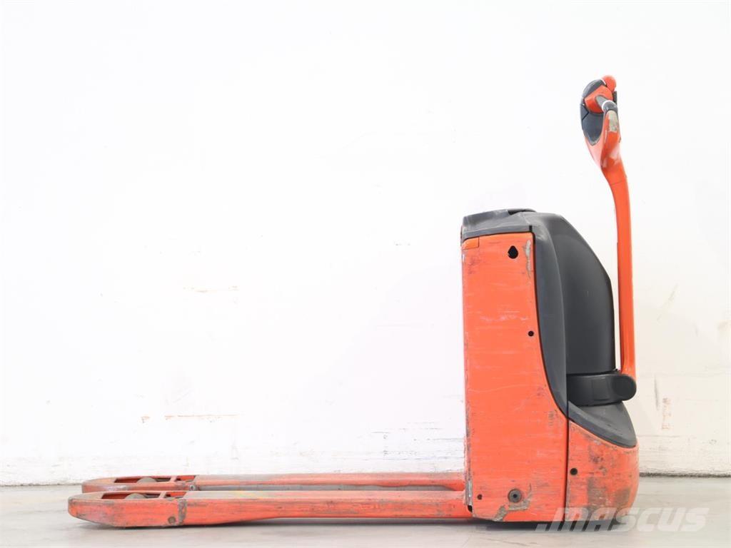 Linde T16/1152-02 Meeloop stapelaar