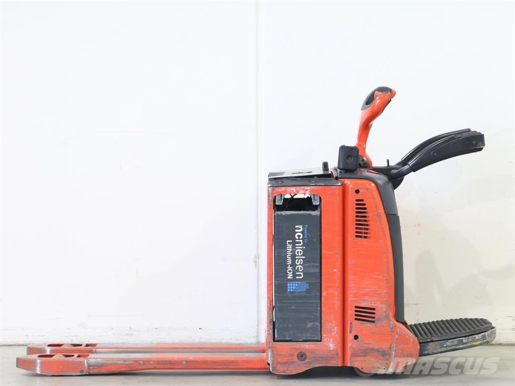 Linde T20AP/131-08 Meeloop stapelaar