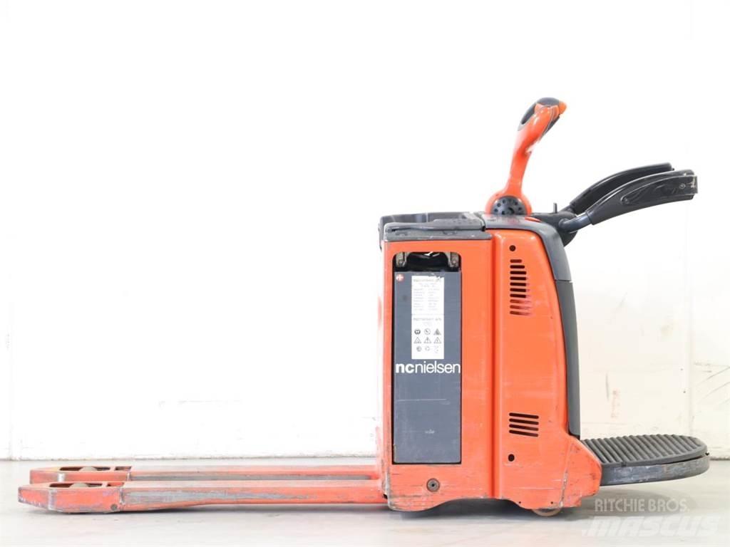 Linde T20AP/131-08 Meeloop stapelaar