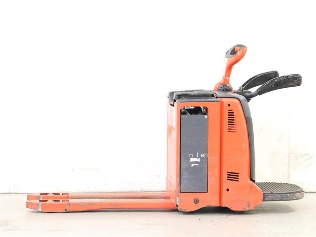 Linde T20AP/131-08 Meeloop stapelaar