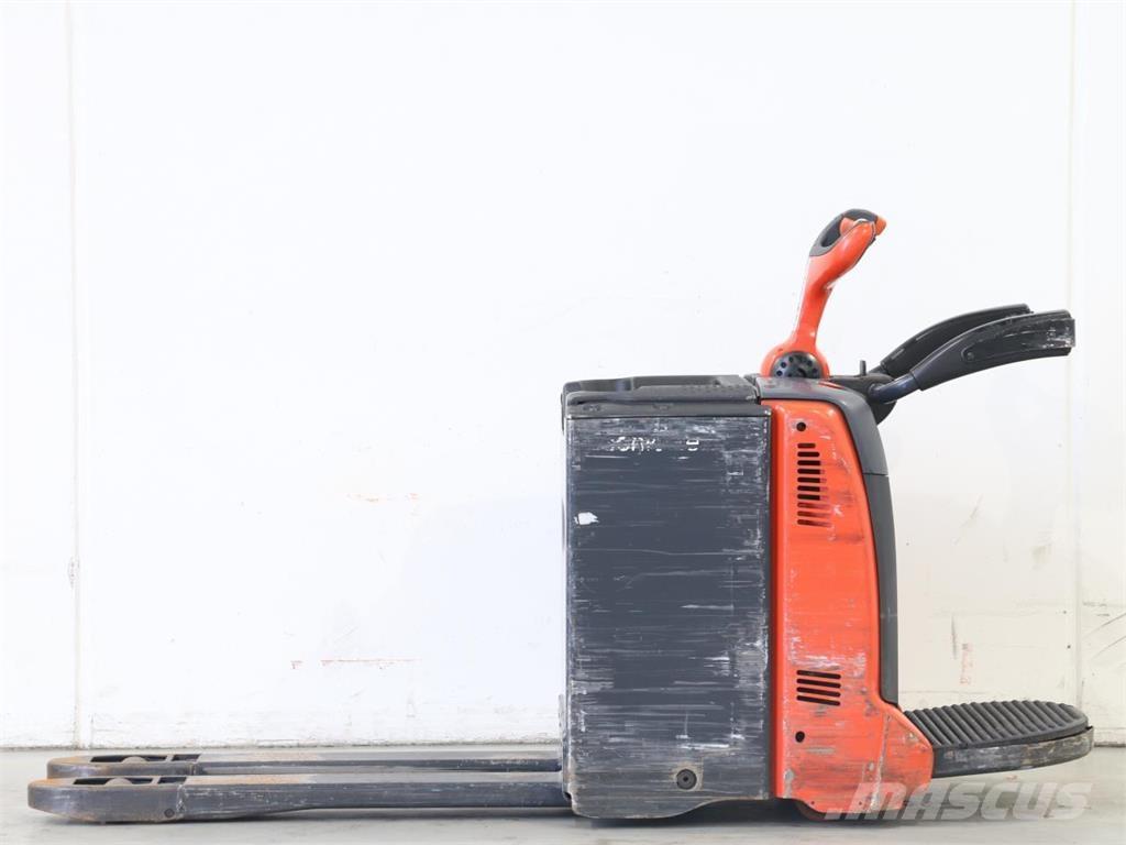 Linde T20AP/131-08 Meeloop stapelaar