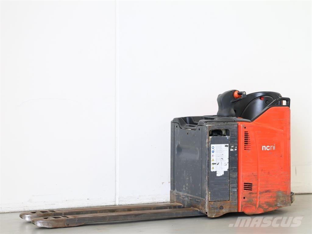 Linde T20SP/131 Meeloop stapelaar
