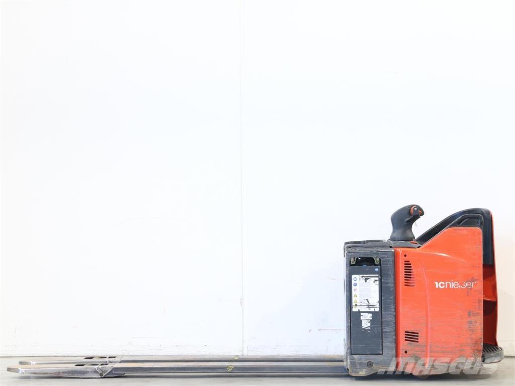 Linde T20SP/131 Meeloop stapelaar