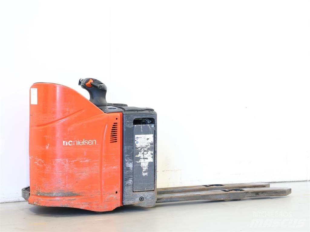 Linde T20SP/131 Meeloop stapelaar