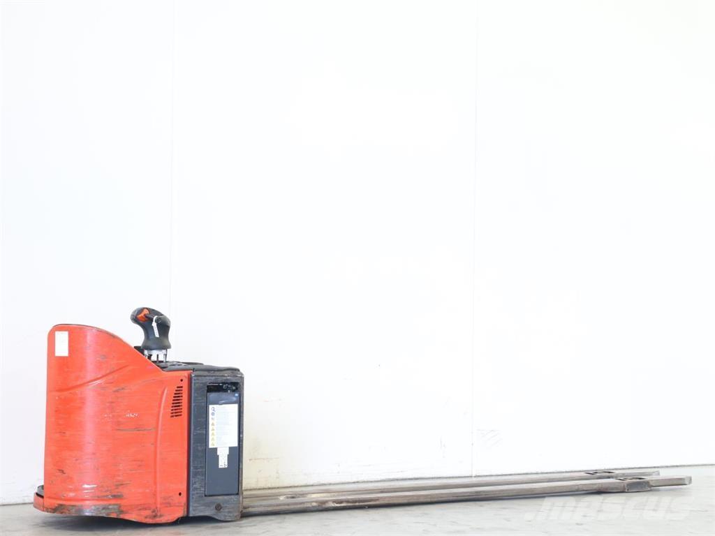 Linde T20SP/131 Meeloop stapelaar