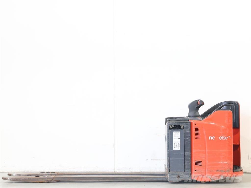 Linde T20SP/131 Meeloop stapelaar