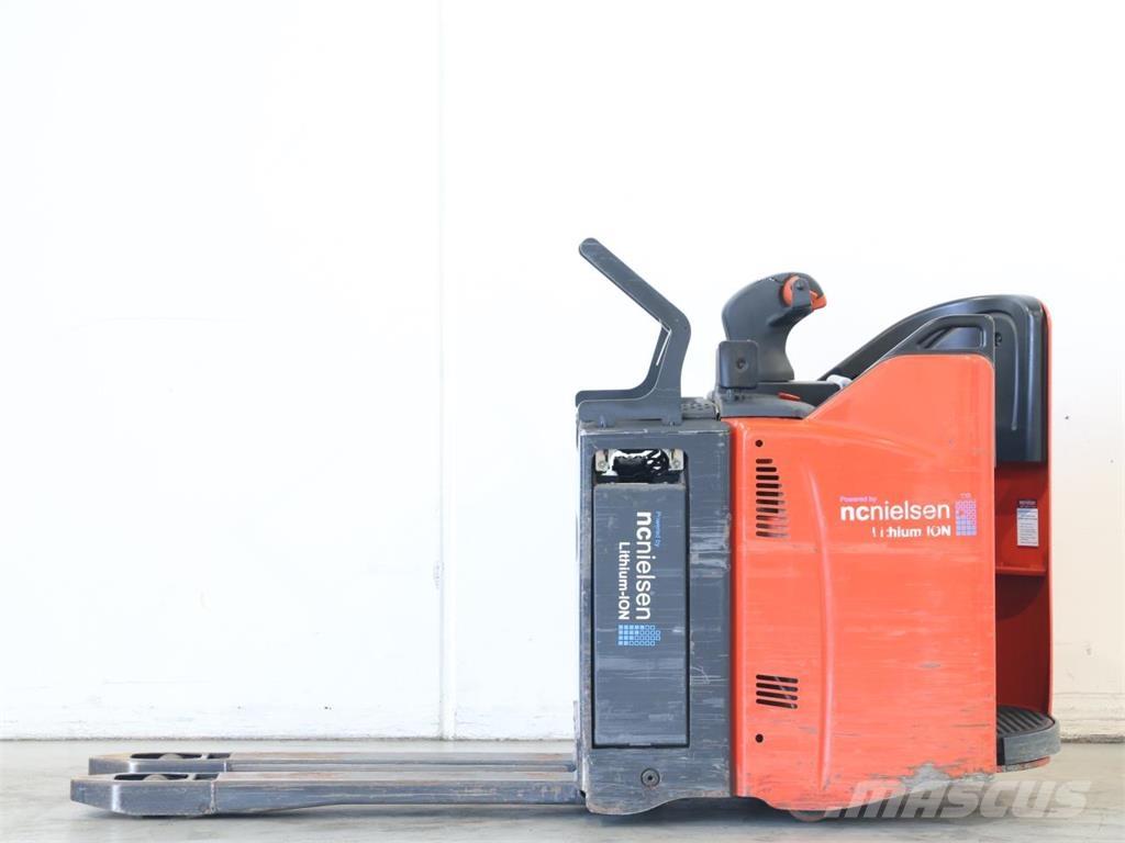 Linde T20SP/131-02 Meeloop stapelaar
