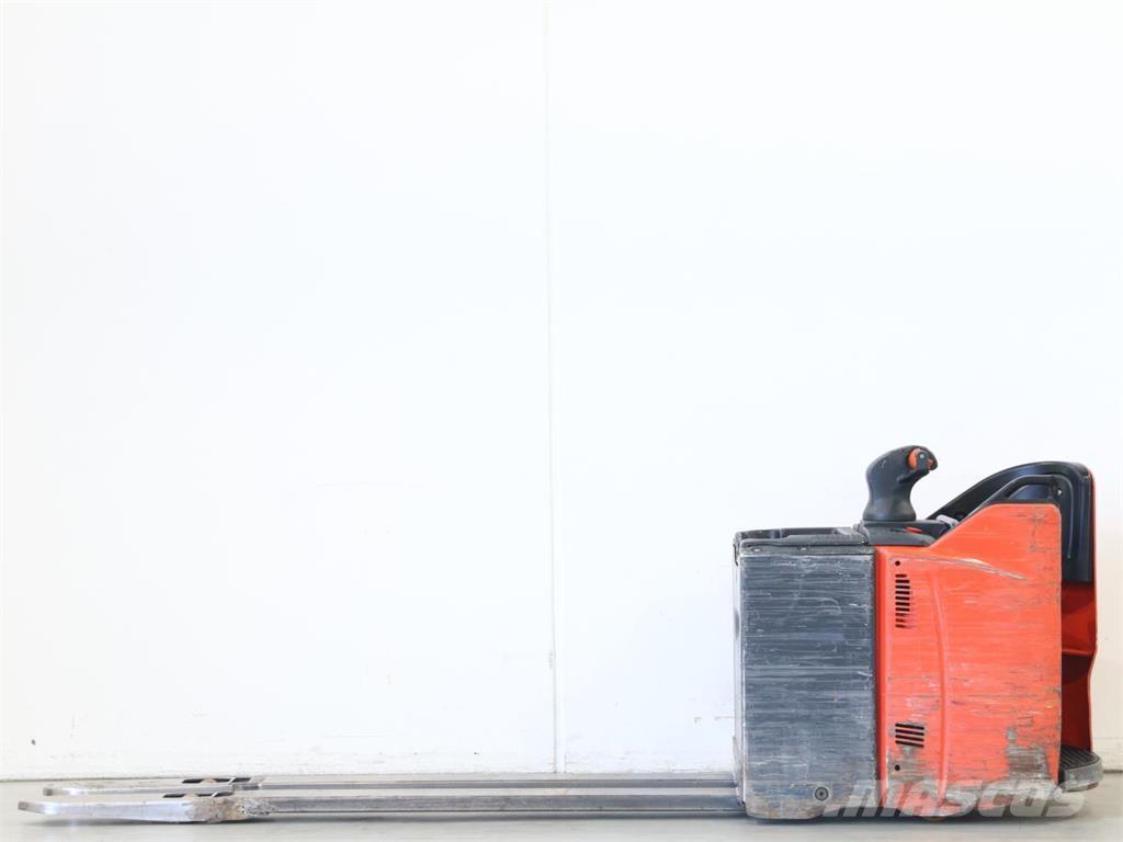 Linde T20SP/131-07 Meeloop stapelaar