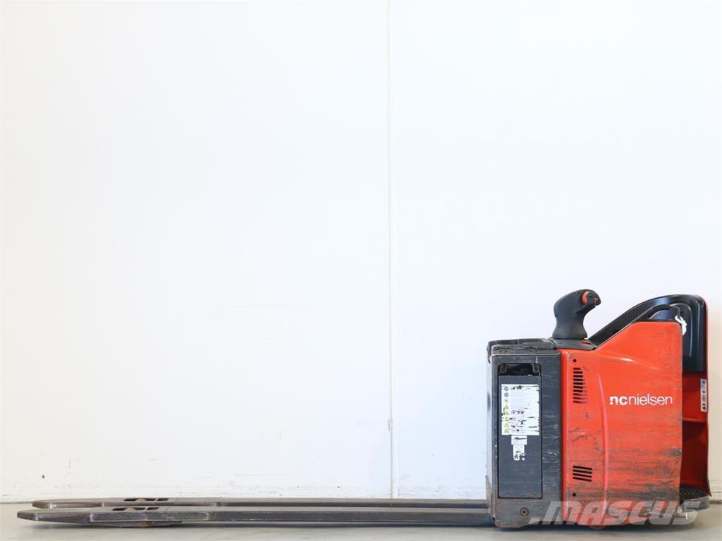 Linde T20SP/131-07 Meeloop stapelaar