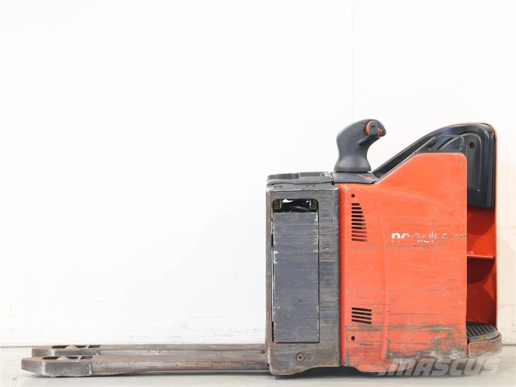 Linde T20SP/131-08 Meeloop stapelaar