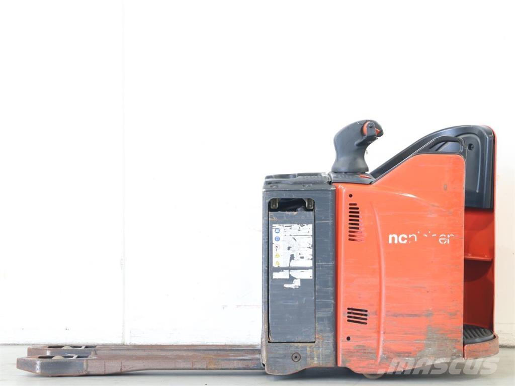 Linde T20SP/131-08 Meeloop stapelaar
