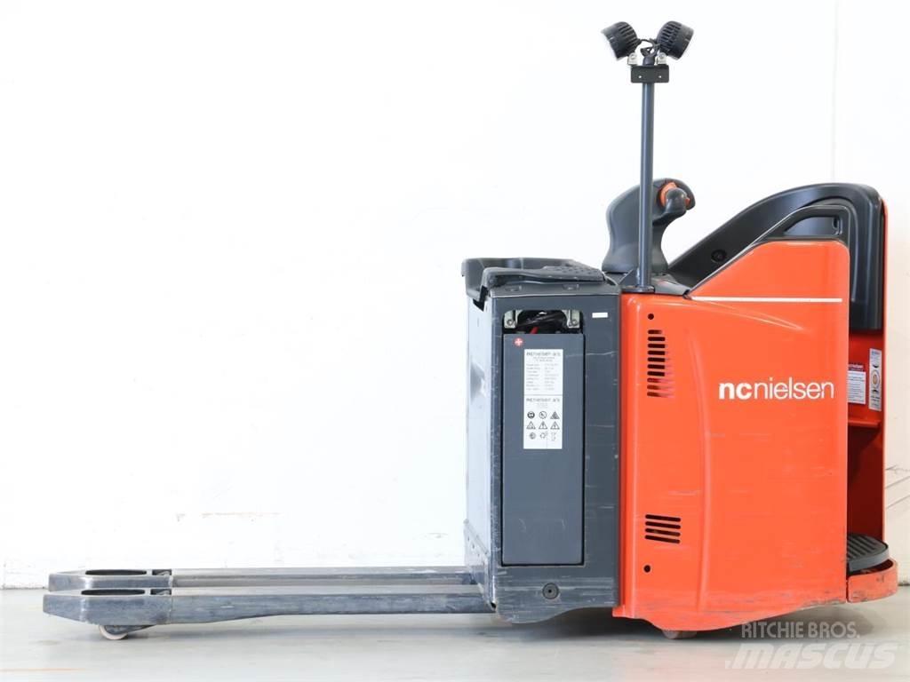 Linde T20SP/131-08 Meeloop stapelaar